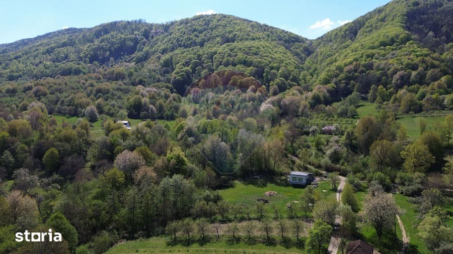 Teren de 2000 mp, în Copalnic