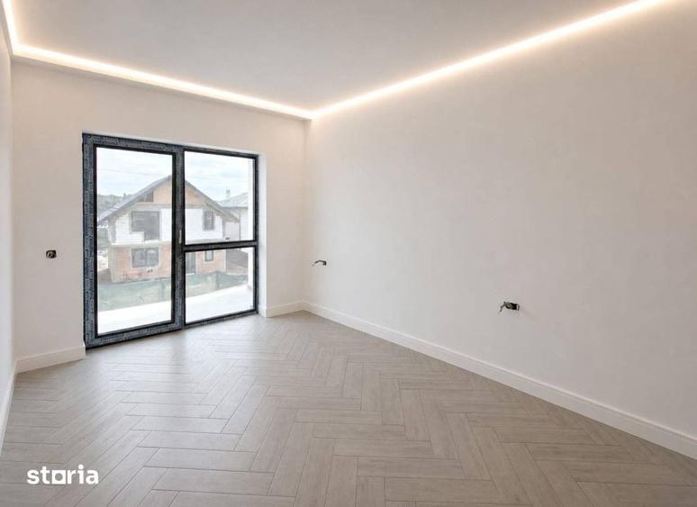 Casă cu 4 camere cu Teren 250 Mp în Valea Lupului