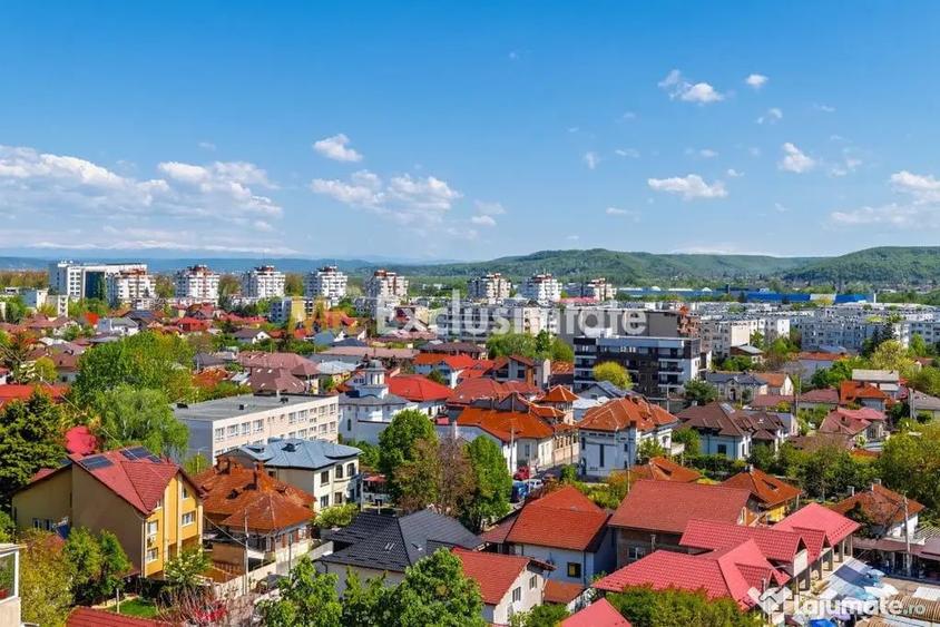 Apartament cu 3 camere decomandat în Ultracentral