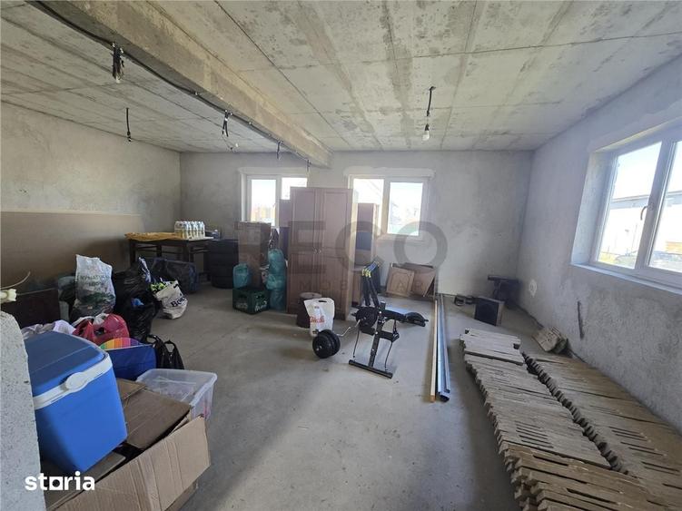 Casă cu 4 camere cu Teren 300 Mp în Sântandrei