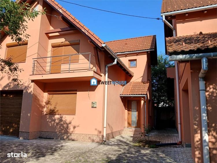 Casă cu 4 camere în Central