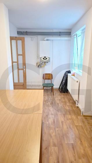 Apartament cu 2 camere decomandat în Micro 21