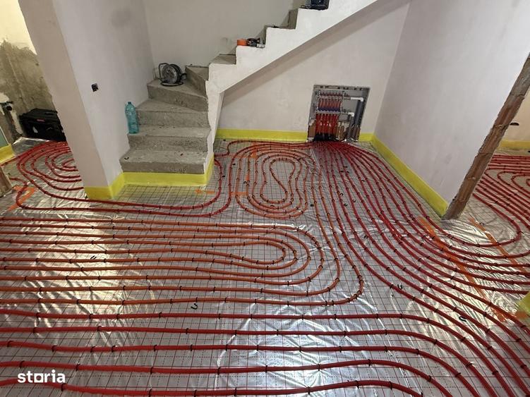 Casă cu 4 camere cu Teren 300 Mp în Central
