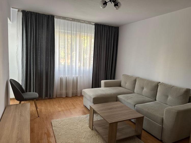 Apartament cu 2 camere decomandat în Dosu Bricii