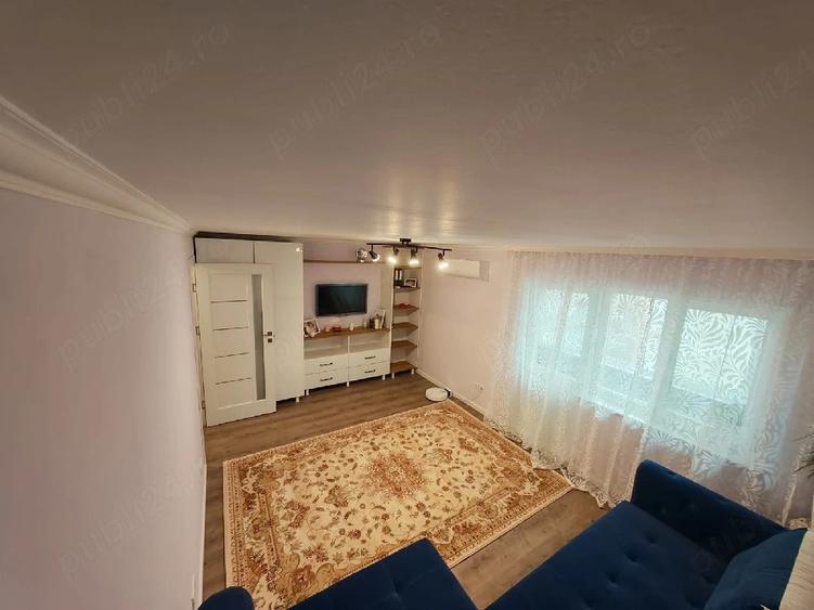Vand apartament 3 camere, zona Soarelui - 9