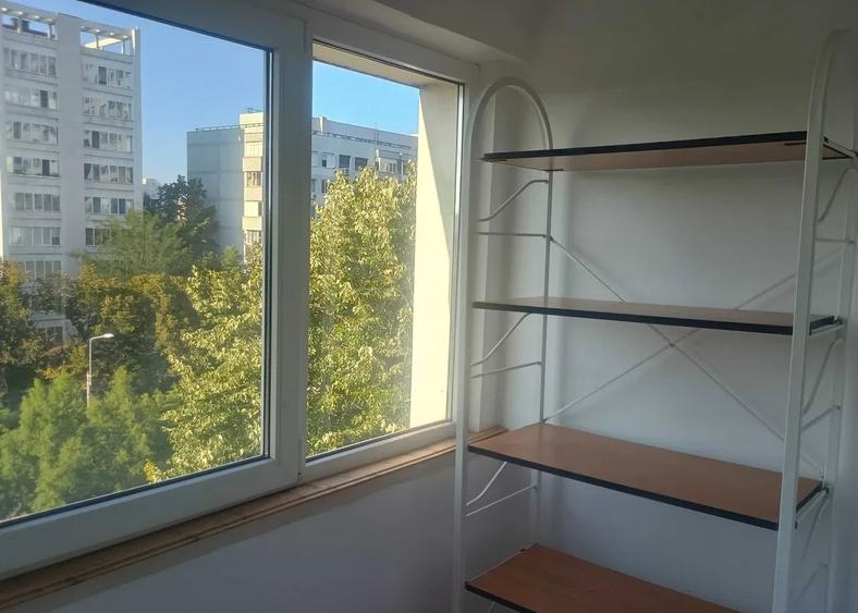 Apartament cu 2 camere semidecomandat, mobilat în Baba Novac