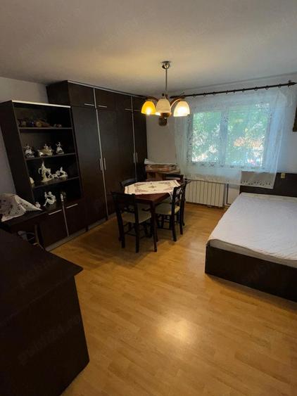 Casă cu 2 camere cu Teren 175 Mp în Aluniș