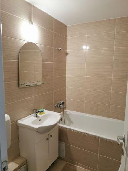 Apartament cu 2 camere decomandat în Uverturii