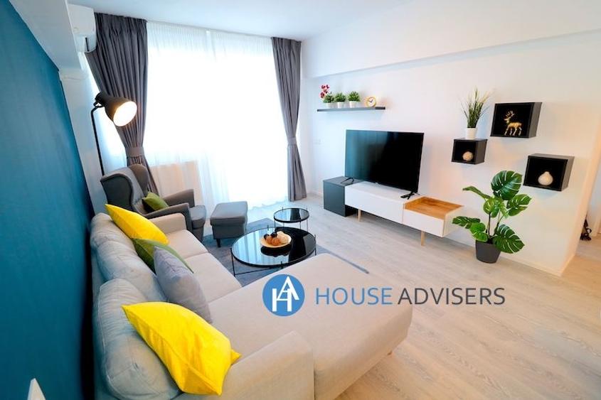 Apartament cu 3 camere, mobilat în Romană