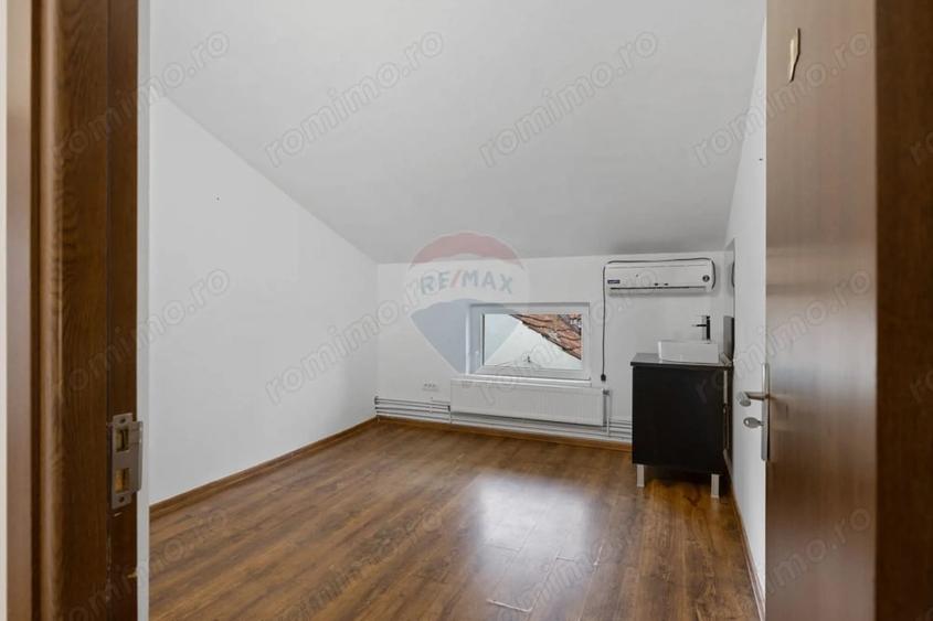 Spațiu comercial, de 130 mp, în Intim