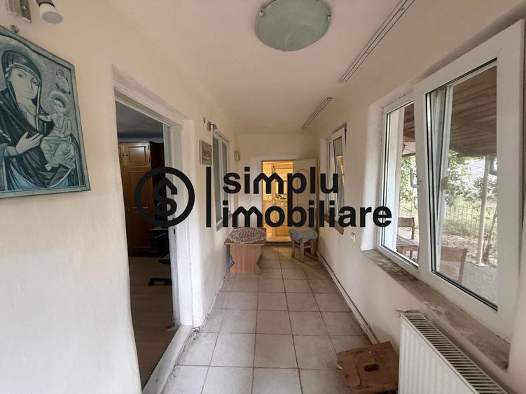 Casă individuală cu 2 camere cu Canalizare în Bariera Vâlcii
