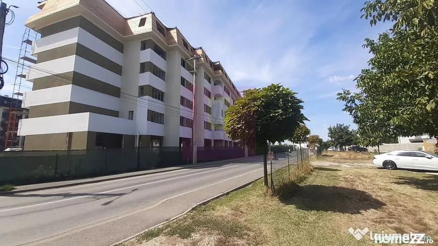 Spațiu comercial, de 330 mp, în Chiajna