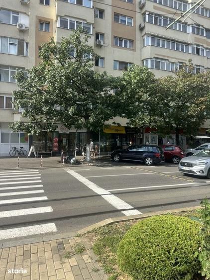 Spațiu comercial, de 60 mp, în Republicii