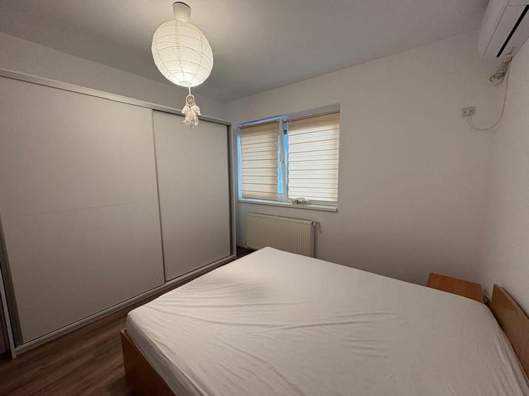 Apartament cu 2 camere semidecomandat, mobilat în Metalurgiei