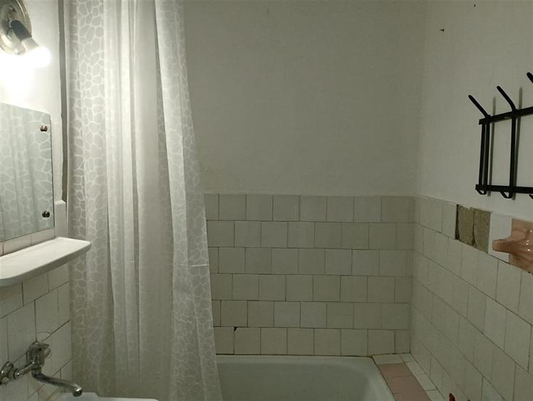 Apartament cu 2 camere decomandat în Bistrița Lac