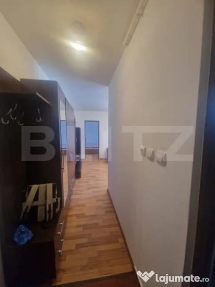 Apartament cu 2 camere semidecomandat în Girocului