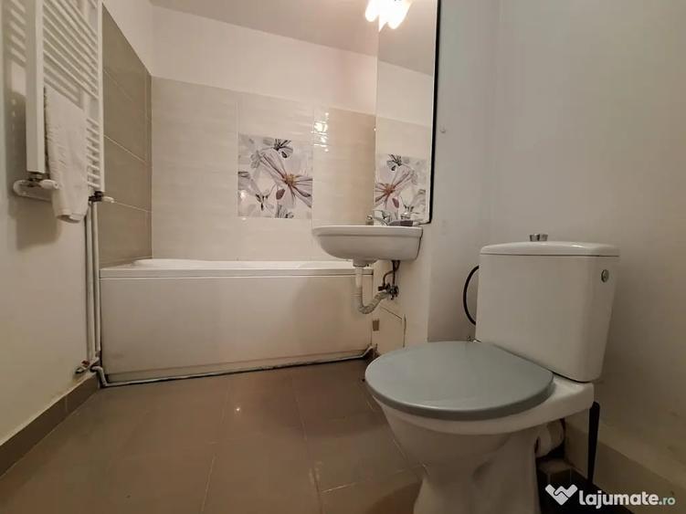Apartament cu 3 camere decomandat în Dorobanților