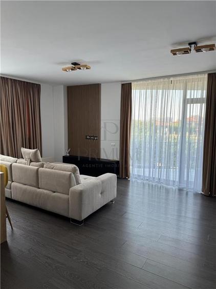 Apartament cu 2 camere decomandat în Torontalului