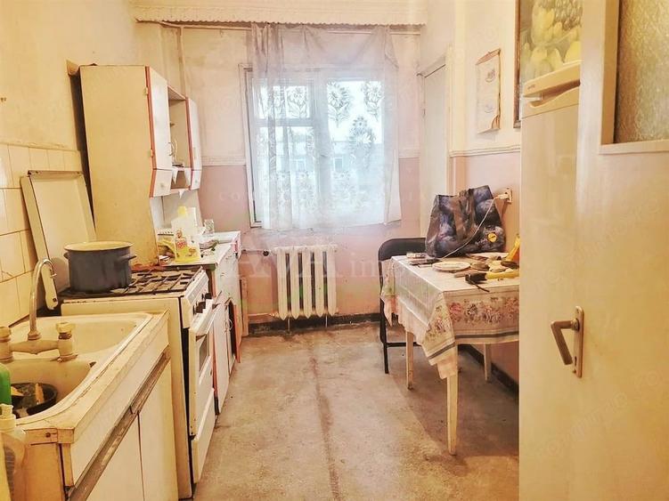 Apartament 3 camere decomandate, zona Narcisa - 6