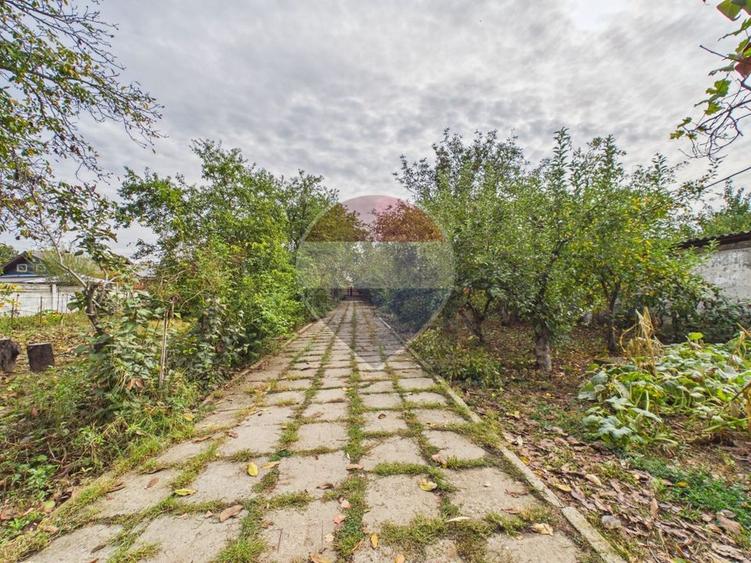 Casă individuală cu 5 camere cu Teren 3200 Mp în Chiajna