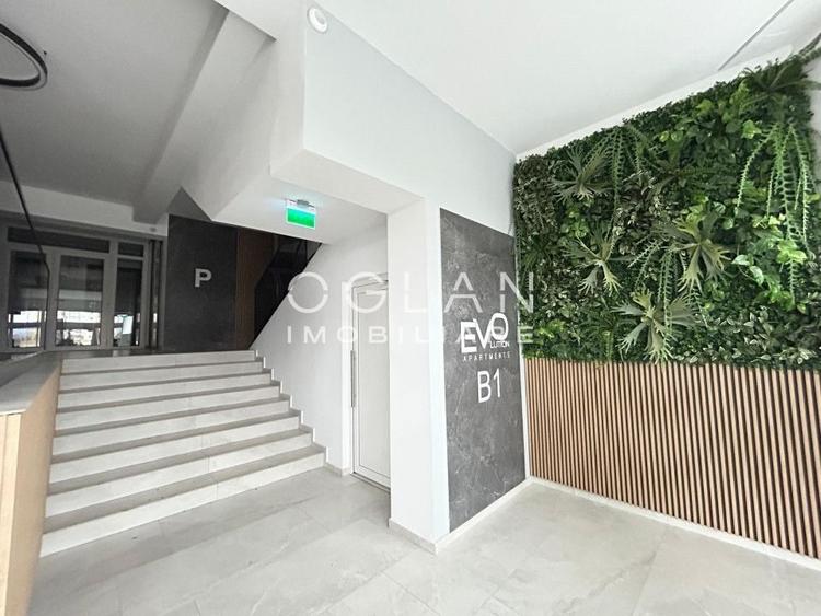 Apartament cu 3 camere semidecomandat, mobilat în Șelimbăr