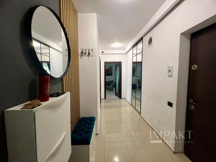Apartament cu 3 camere semidecomandat, mobilat în Gheorgheni
