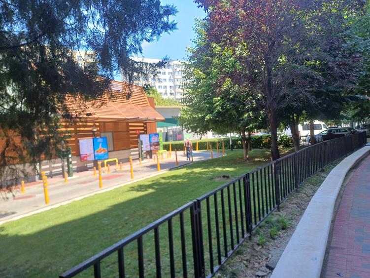 Apartament cu 2 camere decomandat în Dristor