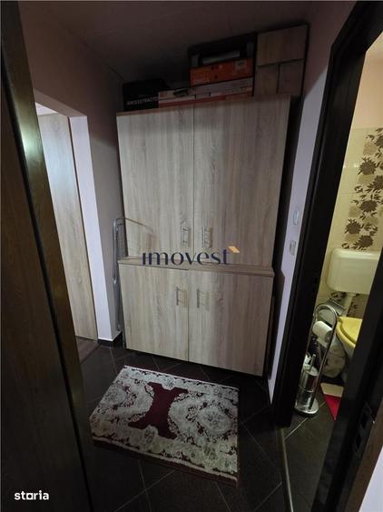 Apartament cu 3 camere semidecomandat în Micro 16