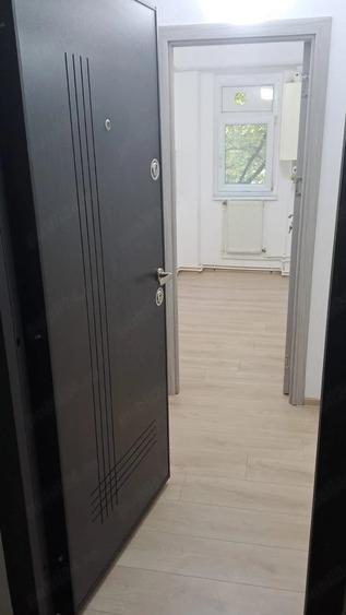 Apartament cu 2 camere semidecomandat în Viziru 3