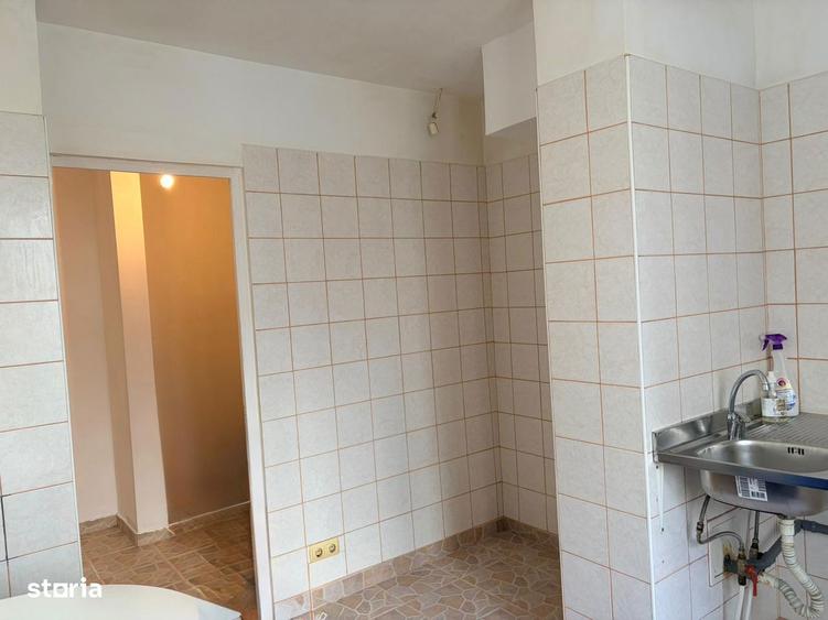 Apartament cu 3 camere decomandat în Militari