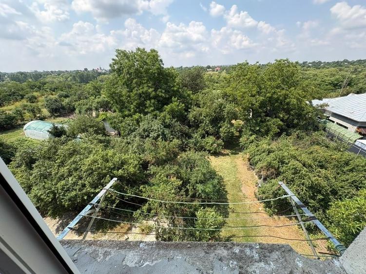 Garsonieră decomandată în Poeni
