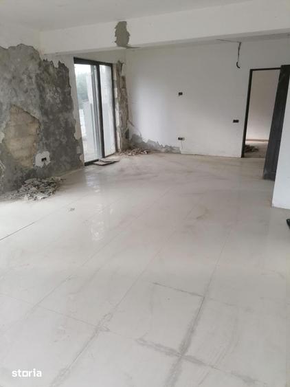 Vila Eforie Sud P+1+T 13 camere la 400m de mare - 2