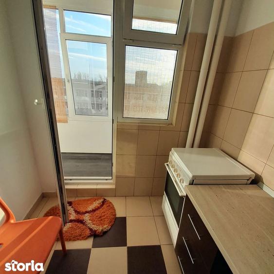 Apartament cu 2 camere, mobilat în Grivița
