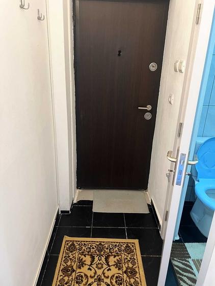 Apartament cu 2 camere nedecomandat în Decebal