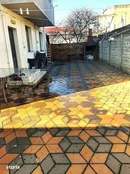 Apartament cu 3 camere decomandat în Progresul