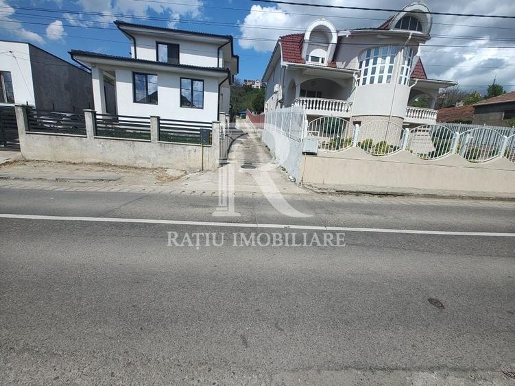 Teren Construcții intravilan de 785 mp, în Podgoria