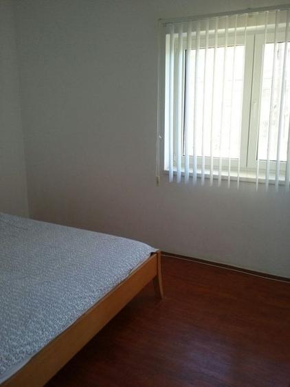 Casă individuală cu 5 camere cu Canalizare în Exterior Nord