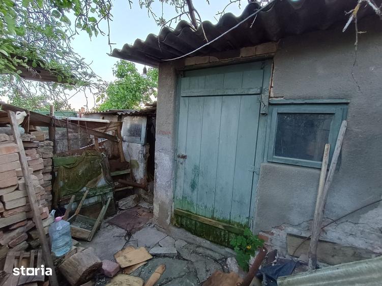 Casă cu 3 camere cu Teren 250 Mp în Central