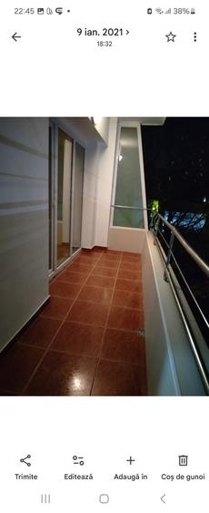 Apartament cu 3 camere decomandat în Traian