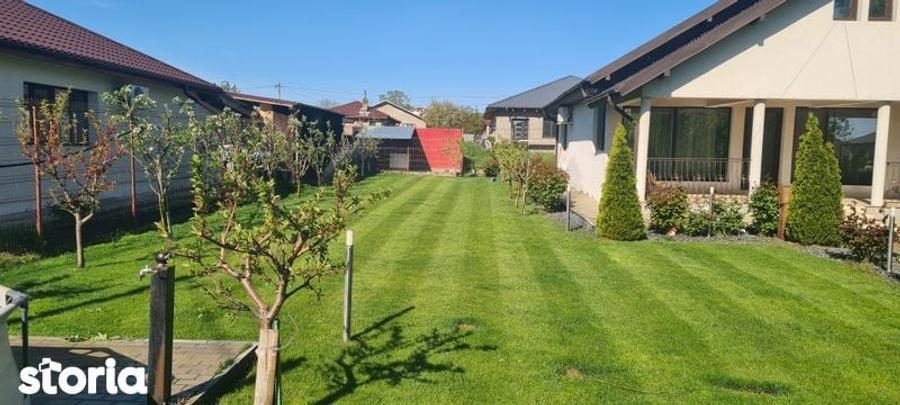 Casă cu 3 camere cu Teren 92 Mp în Tulucești