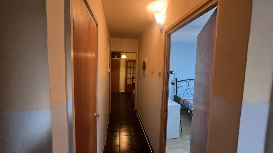 Închiriere Apartament 3 camere în Crangasi - 12