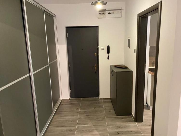 Apartament cu 2 camere semidecomandat în Panduri