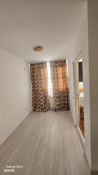 Garsonieră decomandată în Progresul