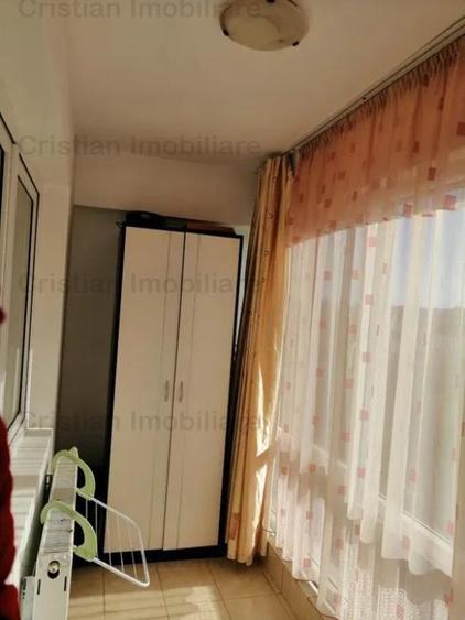 Apartament cu 2 camere decomandat în Buzaului