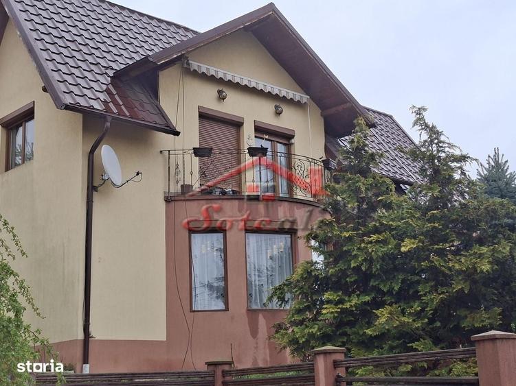 Casă cu 4 camere în Ghioșești