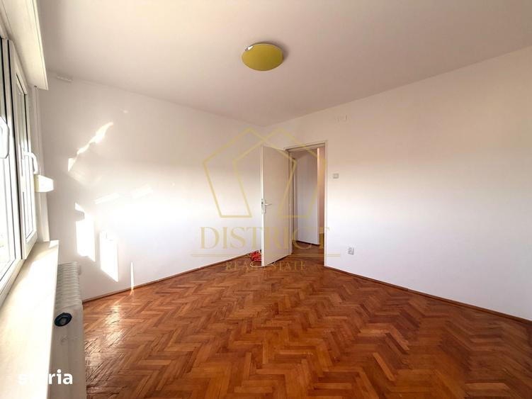 Apartament cu 3 camere semidecomandat în Take Ionescu