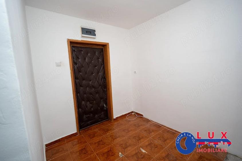 Apartament cu 2 camere decomandat în Neptun
