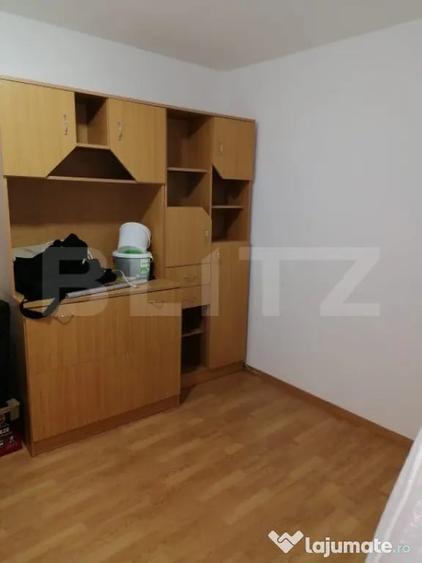 Apartament cu 2 camere semidecomandat în Micro 15