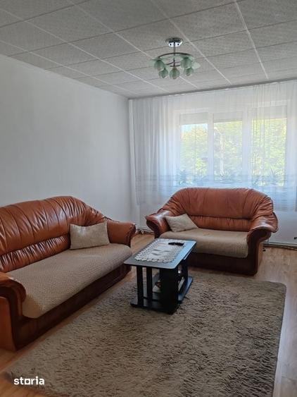 Apartament cu 4 camere decomandat în Gării