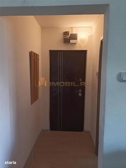 Apartament cu 2 camere semidecomandat, mobilat în Primăverii
